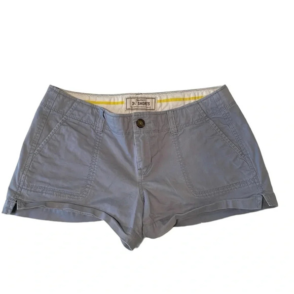 Old Navy Perfect 3.5” Shorts Gray Pockets Cotton Spandex Sexy EUC Split Side Hem - Picture 1 of 6
